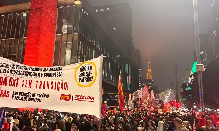 Ato na Avenida Paulista pede fim da escala 6x1