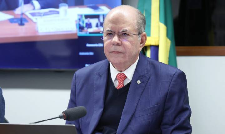 Comissão aprova projeto que determina monitoração eletrônica de condenados por estupro de vulnerável