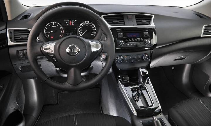 Sentra S com Câmbio CVT - Top