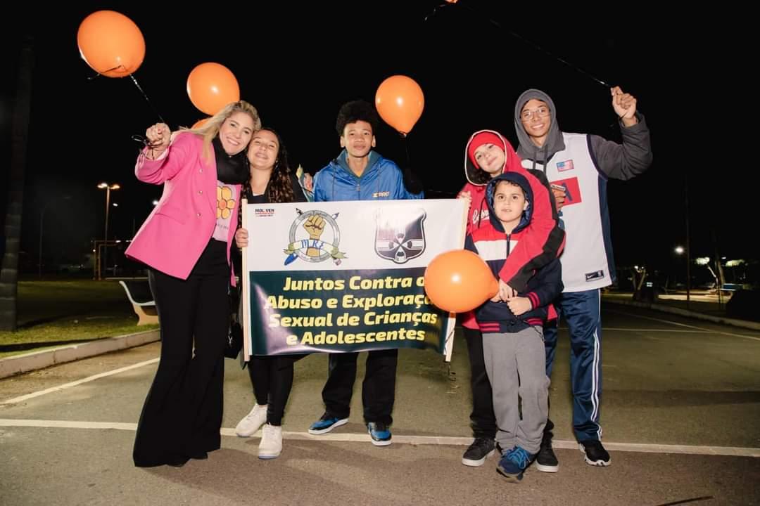 Contra o abuso e a exploração sexual de crianças e adolescentes