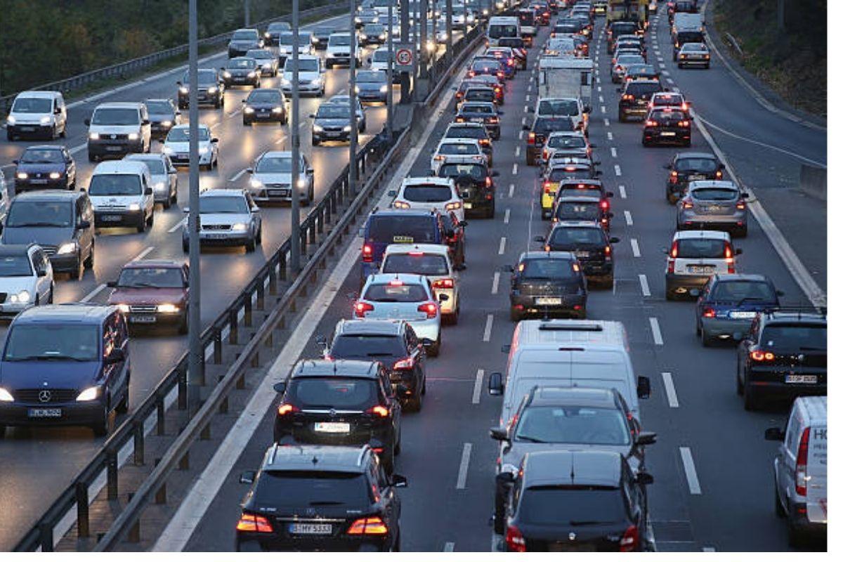 Infraestrutura lança campanha Maio Amarelo e exibe novo modelo de CNH