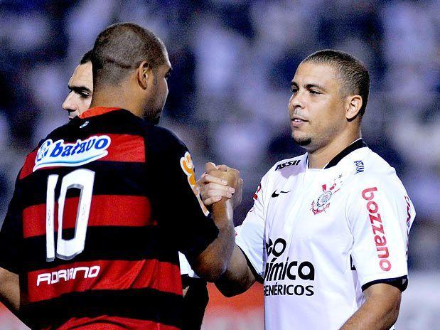 Retrospecto de Flamengo e Corinthians em mata-mata, quem leva vantagem;