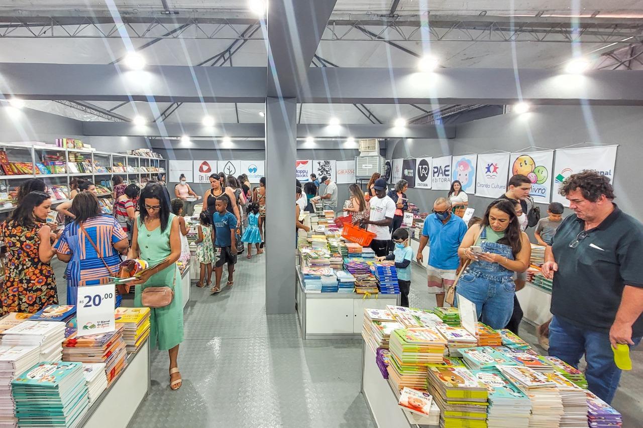 Bienal do Livro oferece palestras e dinâmicas aos professores da Rede Municipal