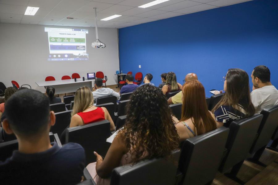 Servidores municipais participam de oficina de ‘Capacitação em Acessibilidade’