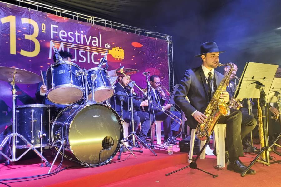 Com premiação de até R$ 3,5 mil, Prefeitura abre inscrições para o 14° Festival de Música