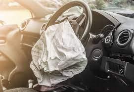 Foram duas colisões em dois dias e uma vítima com o braço quebrado