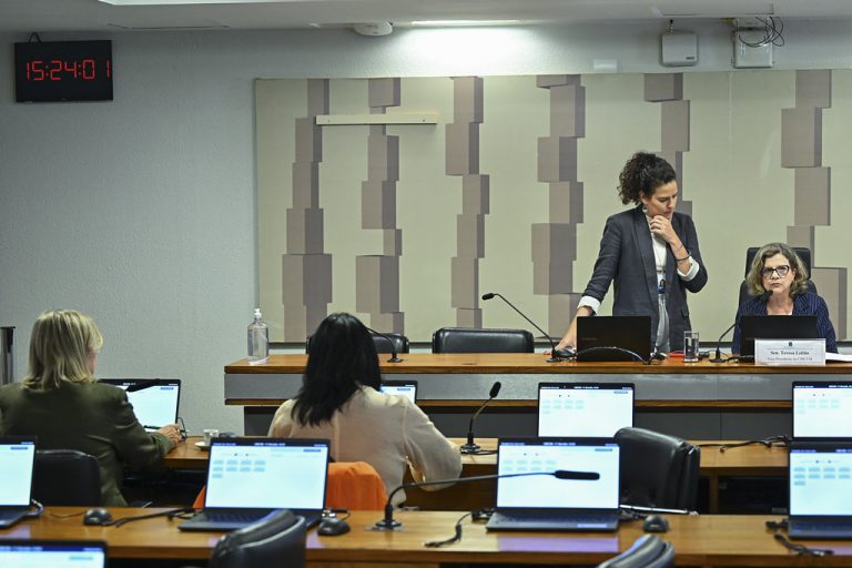 Comissão repudia decisões que relativizam estupro de vulnerável