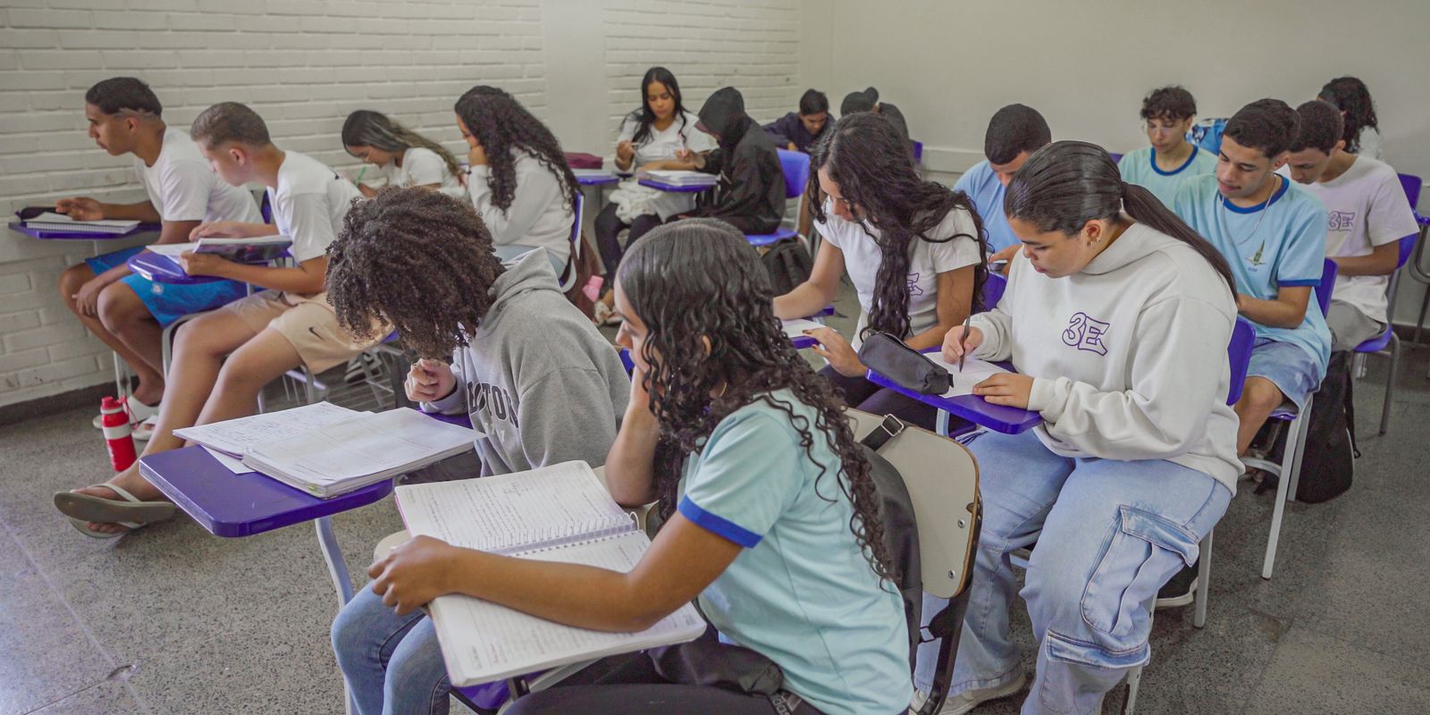 Estudantes de escolas públicas querem ensino e aprendizagem melhores