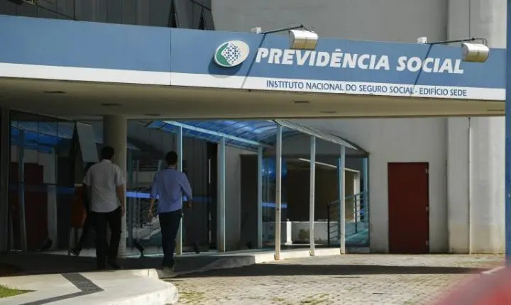 Projeto reforça gratuidade em ligações para centrais do INSS e do Ministério do Trabalho